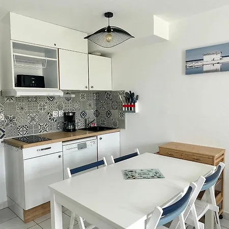Prázdninový dům Maison A 150m Plage, 2 Chambres, Piscine & Wifi, Parking - Fr-1-231-258