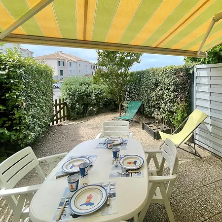 Maison A 150m Plage, 2 Chambres, Piscine & Wifi, Parking - Fr-1-231-258 *